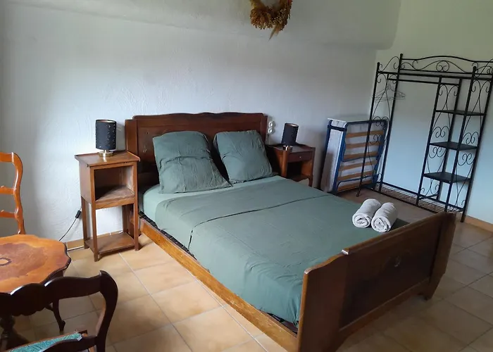 Home-shanti Galamus -- Relais Rando - Velo - Moto Saint-Paul-de-Fenouillet