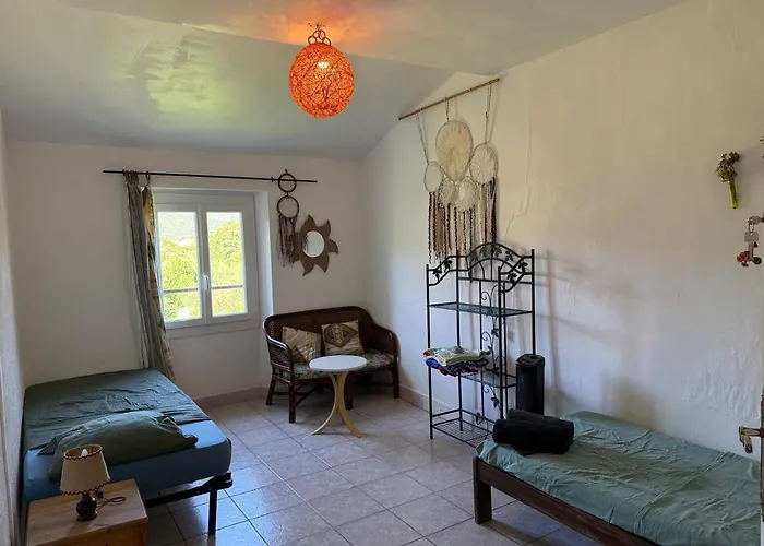 Home-shanti Galamus -- Relais Rando - Velo - Moto * סן-פול-דו-פונוייה